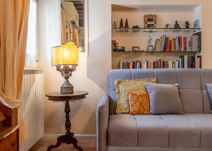 Zero Stairs + Canal View Διαμέρισμα Βενετία