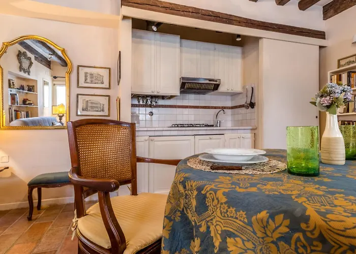 Zero Stairs + Canal View Διαμέρισμα *