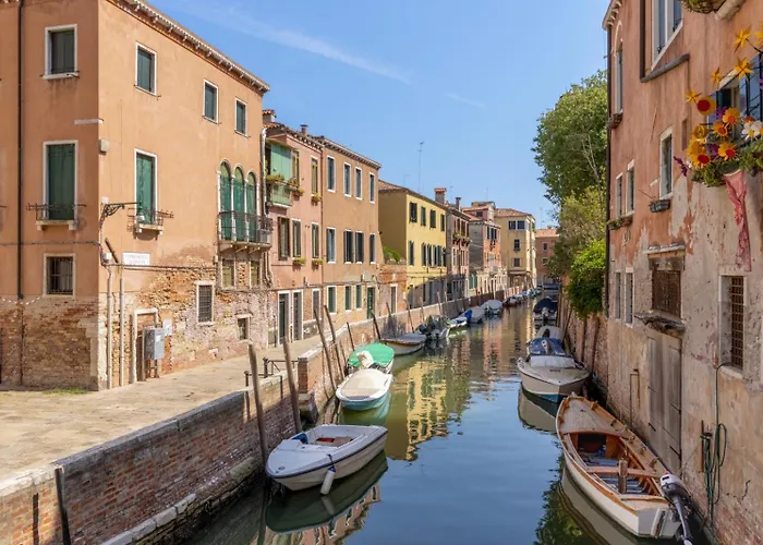 Διαμέρισμα Zero Stairs + Canal View Βενετία