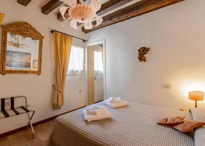 Διαμέρισμα Zero Stairs + Canal View