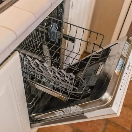 Apartman Zero Stairs + Canal View Velence